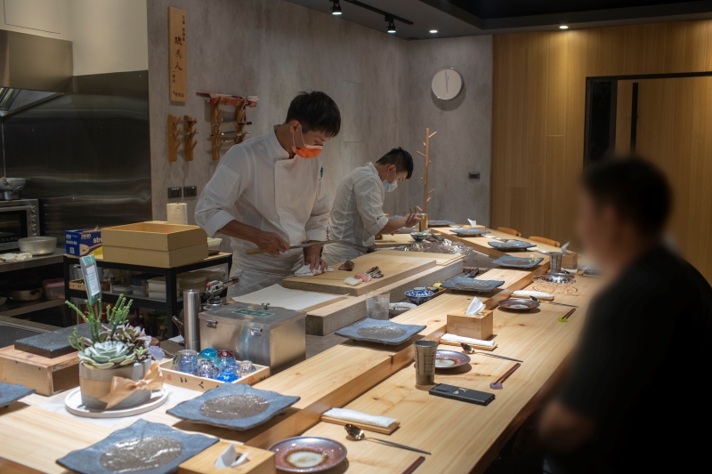 【花蓮市好吃】蒔夜すし(蒔夜壽司)｜專業師傅的精緻料理，新鮮漁獲搭配在地食材，視覺與味覺的雙重饗宴！ 花蓮好好玩