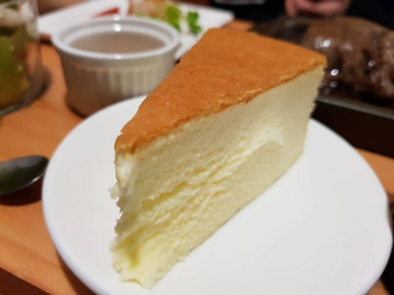 【花蓮市好吃】老饕A+岩燒牛排｜爐烤牛排好滋味 花蓮好好玩