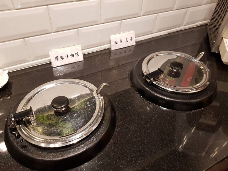 【花蓮市好吃】老饕A+岩燒牛排｜爐烤牛排好滋味 花蓮好好玩