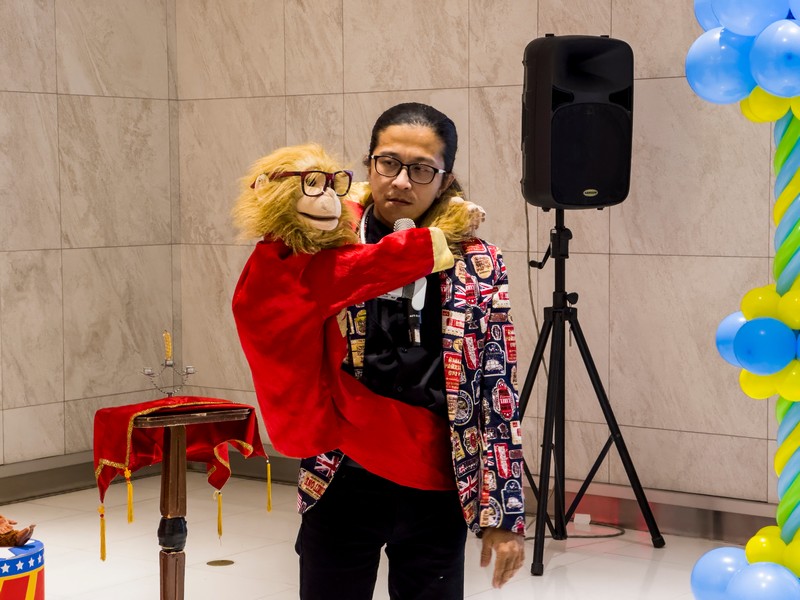 【花蓮市好玩】遠東百貨｜CLOWN SHOW，週週特技拿好禮！11月獻禮表演 花蓮好好玩