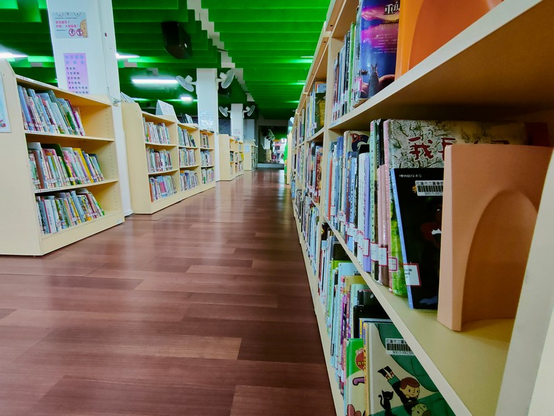 【花蓮好玩】進豐生活園區｜貓頭鷹公園、進豐親子公園、兒童圖書館與漫畫教室大小孩子玩耍的好地方，與雙圖書聖地 花蓮好好玩