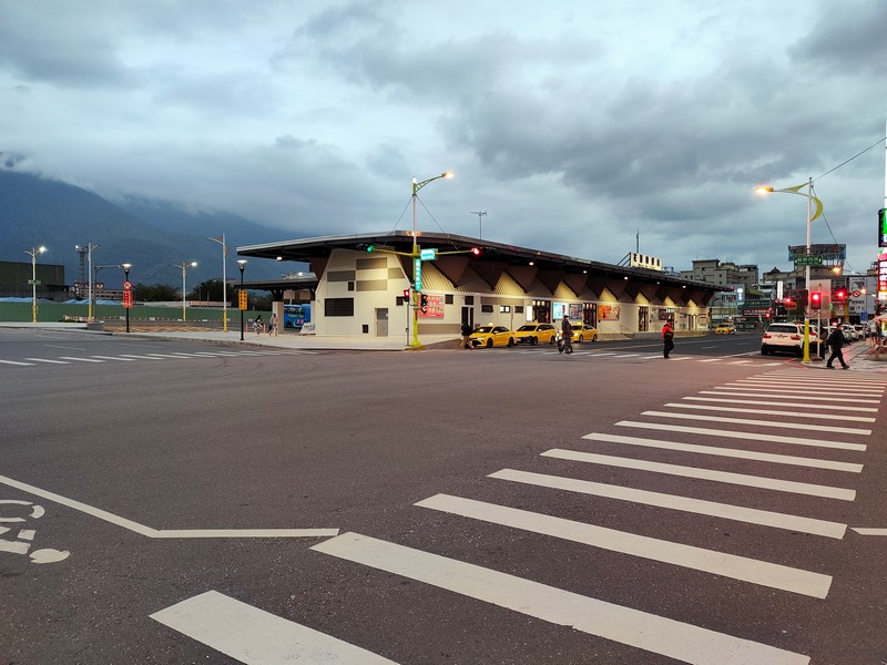 【花蓮交通】觀光客必看，花蓮轉運站，花蓮公車、跨縣市客運、接駁車，交通E點靈 花蓮好好玩