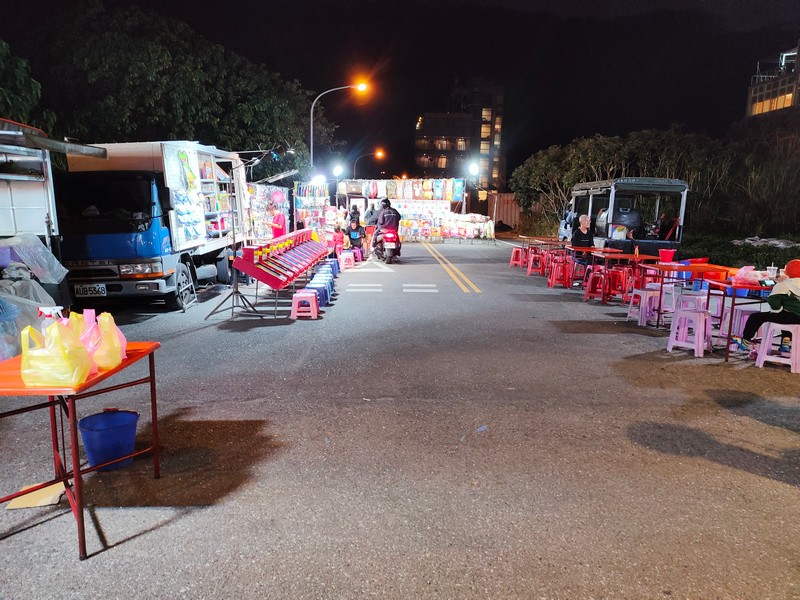 【新城好吃】新城夜市｜火車站出來直通的週五大夜市 花蓮好好玩