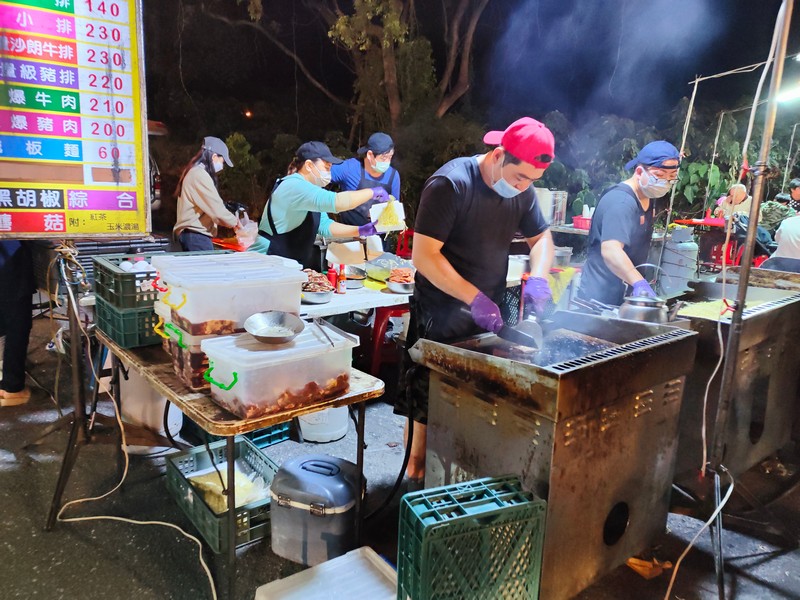 【花蓮好吃】花蓮夜市懶人包｜觀光、宵夜好去處 花蓮好好玩