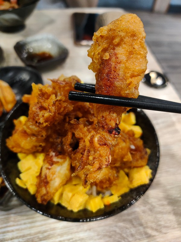 【花蓮市好吃】牛匠太郎x直火炙燒丼飯｜日式丼飯、拉麵好食，大碗超飽足 花蓮好好玩