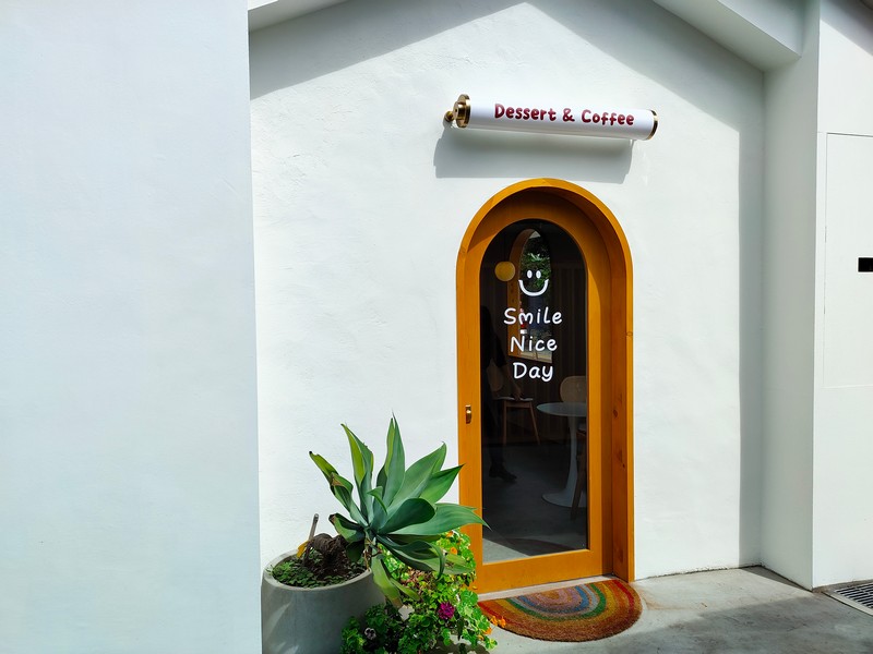 【新城好吃】Ji Ji Coffee吉吉咖啡｜新城老街的舒芙蕾花園，照相館旁的網美拍照景點 花蓮好好玩