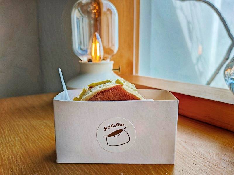 【新城好吃】Ji Ji Coffee吉吉咖啡｜新城老街的舒芙蕾花園，照相館旁的網美拍照景點 花蓮好好玩